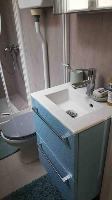 Studio Cosy, Quartier Canal Saint-Martin Paris Exterior photo