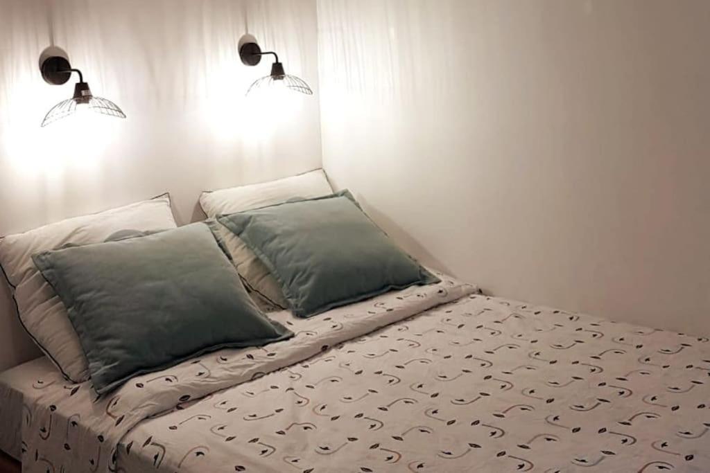 Studio Cosy, Quartier Canal Saint-Martin Paris Exterior photo